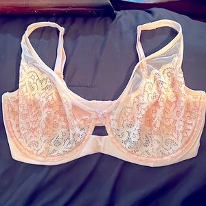 Body by Victoria bra like new.
